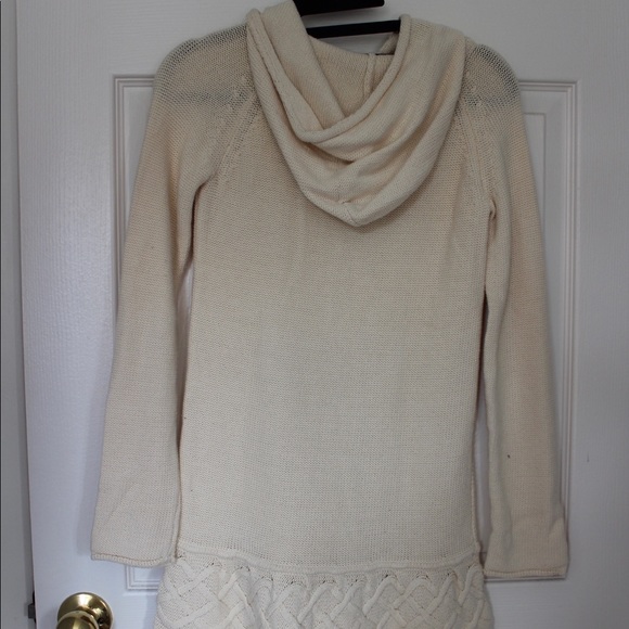 Girls Holiday Dress!🎄 - Picture 4 of 4